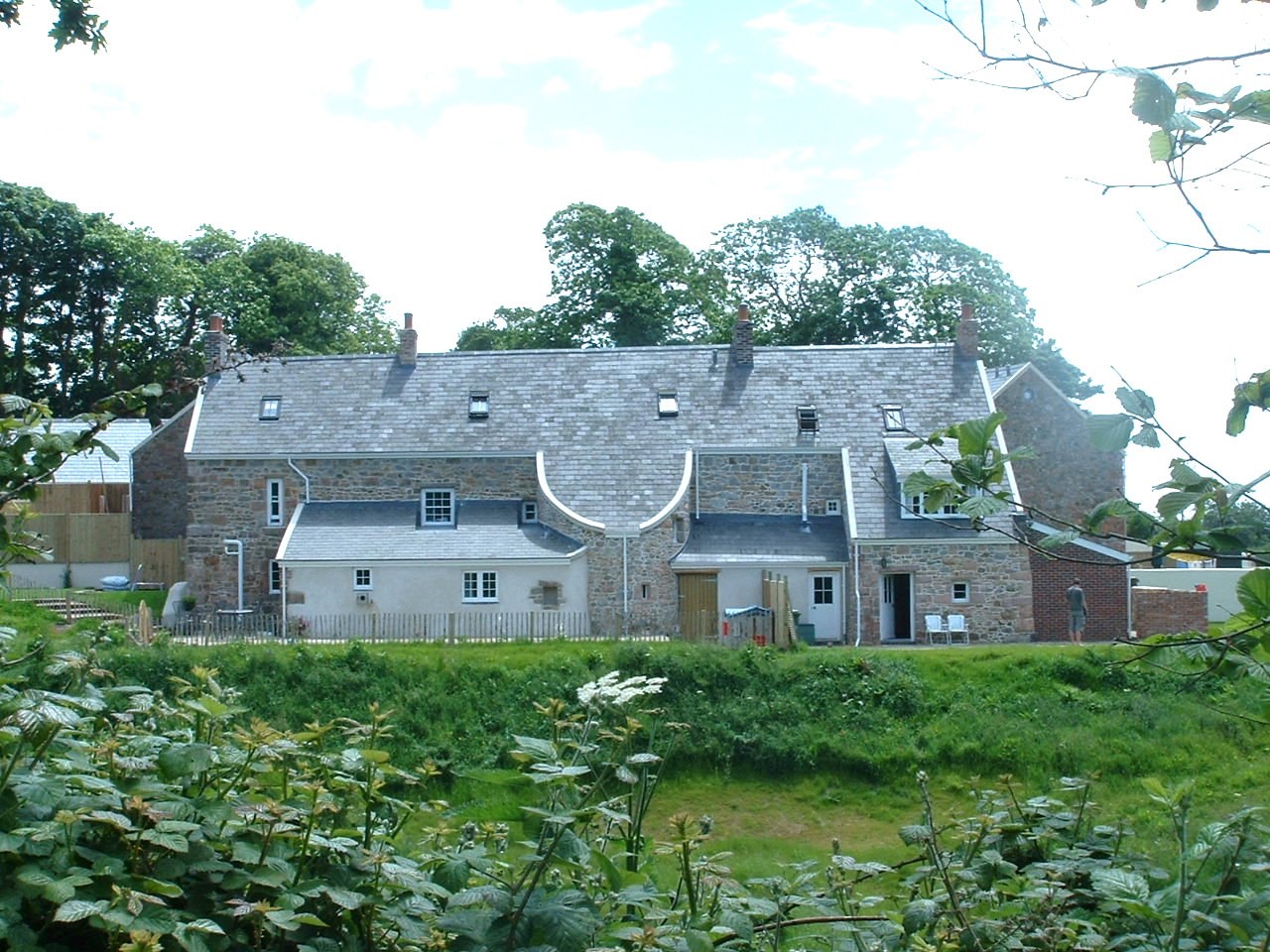 200 Image 1